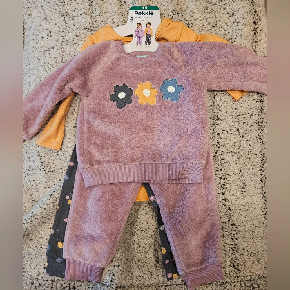 NWT Pekkle 4-Piece Flower and Koala Set